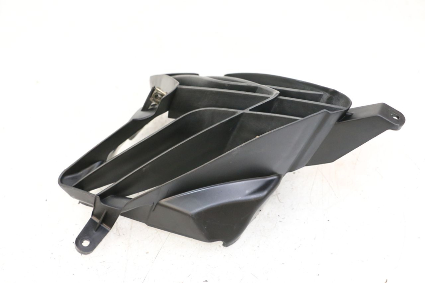 photo de KRATKA CHŁODNICY PEUGEOT SPEEDFIGHT 3 LC 2T 50 (2009 - 2015) - Zbliżenie techniczne