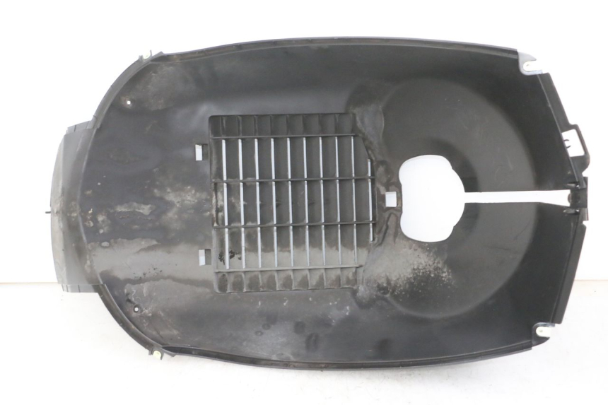 photo de KRATKA CHŁODNICY PEUGEOT SATELIS COMPRESSOR K15 125 (2006 - 2009) - Widok główny