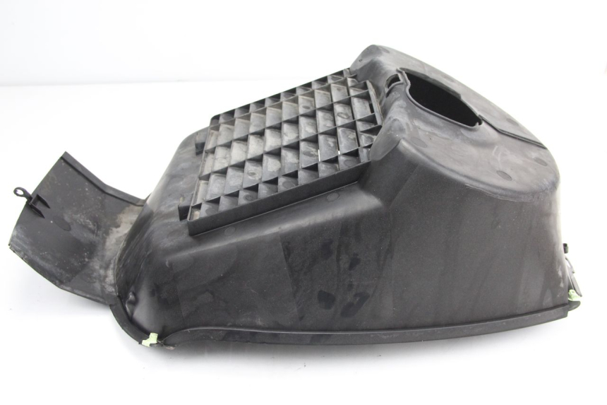 photo de KRATKA CHŁODNICY PEUGEOT SATELIS 125 (2006 - 2009) - Inny kąt widzenia