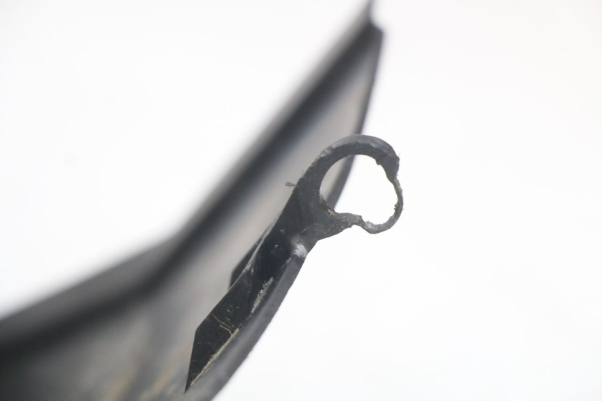 photo de KRATKA CHŁODNICY PEUGEOT SATELIS 125 (2010 - 2012) - Zbliżenie techniczne