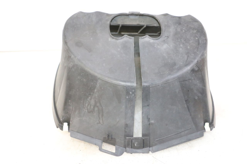 photo de KRATKA CHŁODNICY PEUGEOT SATELIS 250 (2006 - 2012) - Zbliżenie techniczne