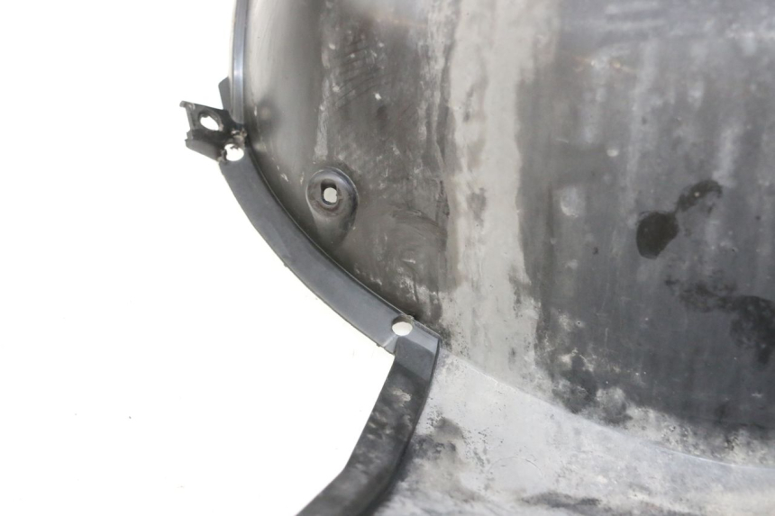 photo de KRATKA CHŁODNICY PEUGEOT SATELIS 125 (2013 - 2018) - Zoom stanu zużycia