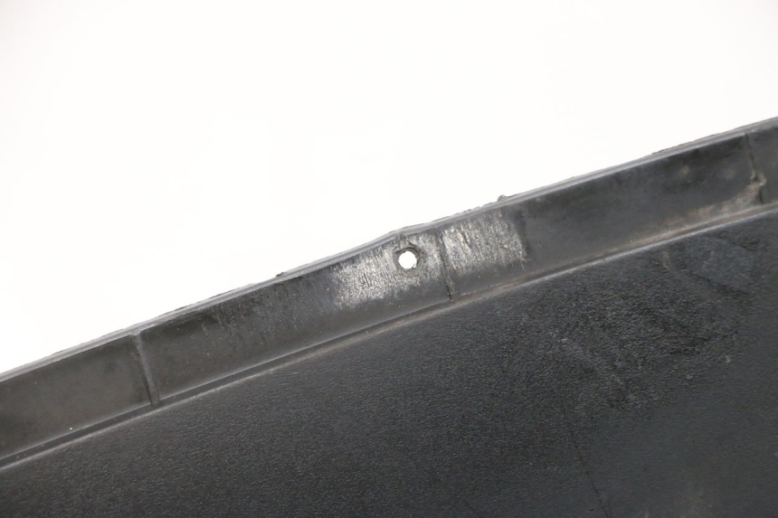 photo de KRATKA CHŁODNICY PEUGEOT SATELIS 125 (2013 - 2018) - Oznaczenia i referencje