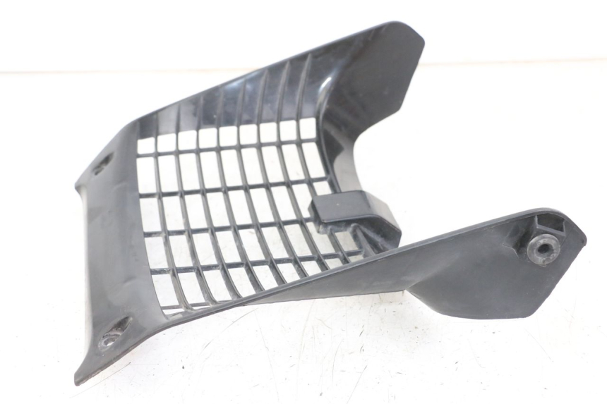 photo de KRATKA CHŁODNICY YAMAHA TDR DELTABOX 125 (1997 - 2003) - Zbliżenie techniczne