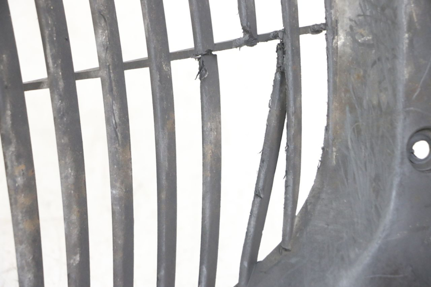 photo de KRATKA CHŁODNICY YAMAHA X-MAX XMAX 250 (2006 - 2009) - Inny kąt widzenia