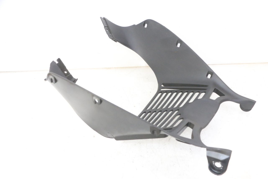 photo de KRATKA CHŁODNICY HONDA XLV VARADERO 125 (2000 - 2006) - Punkty mocowania