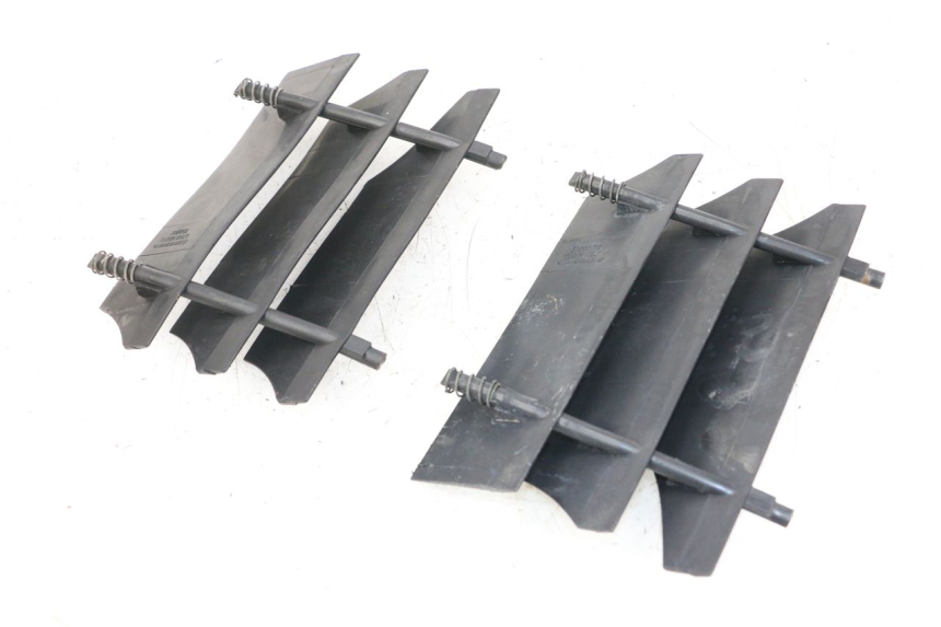 photo de KRATKA CHŁODNICY HYOSUNG XRX 125 (2000 - 2008) - Szczegół części