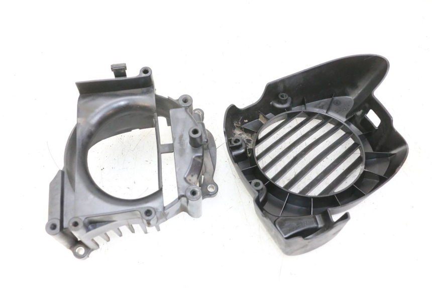 photo de KRATKA CHŁODNICY YAMAHA NEOS NEO'S 4T 50 (2008 - 2016) - Zoom stanu zużycia