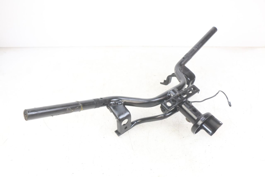 photo de KIEROWNICA KYMCO AGILITY 16+ 4T 50 (2018 - 2023) - Zbliżenie techniczne