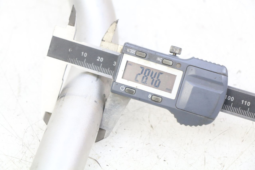 photo de KIEROWNICA HONDA CR 80 (2001 - 2003) - Szczegół części