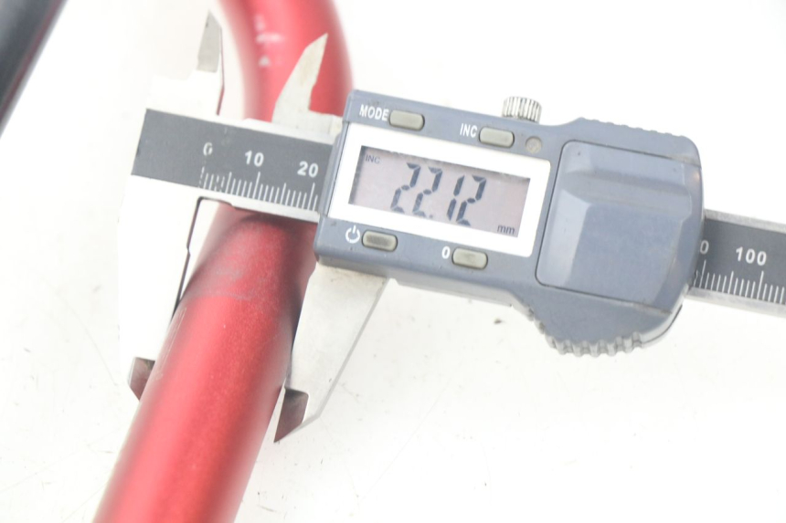 photo de KIEROWNICA HONDA CRF 250 (2016 - 2017) - Szczegół części