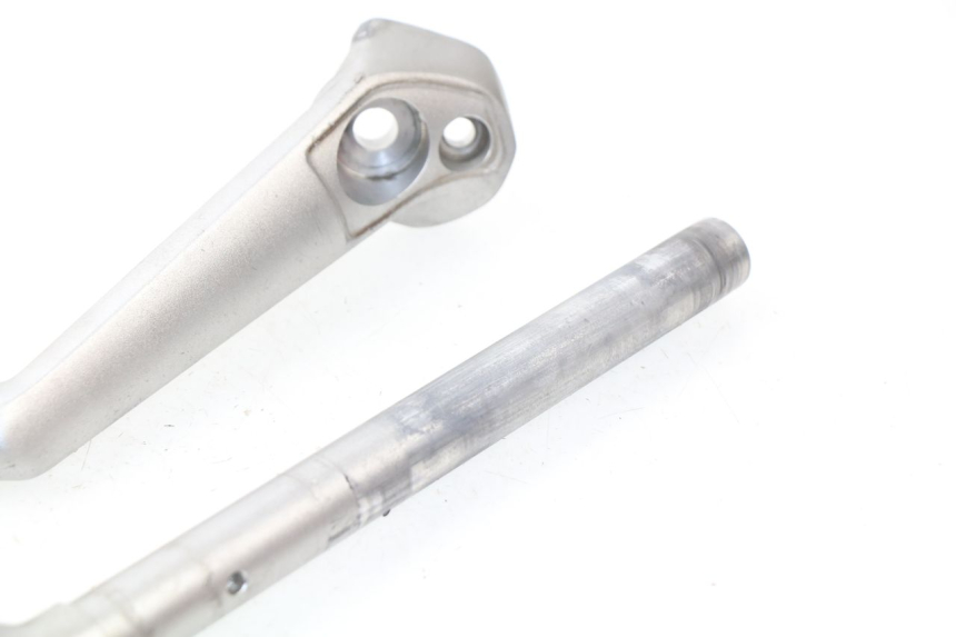 photo de KIEROWNICA YAMAHA FJR ABS 1300 (2006 - 2012) - Stan powierzchni