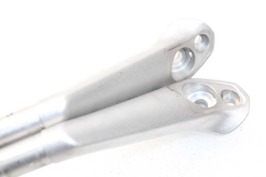 photo de KIEROWNICA YAMAHA FJR ABS 1300 (2006 - 2012) - Zoom stanu zużycia