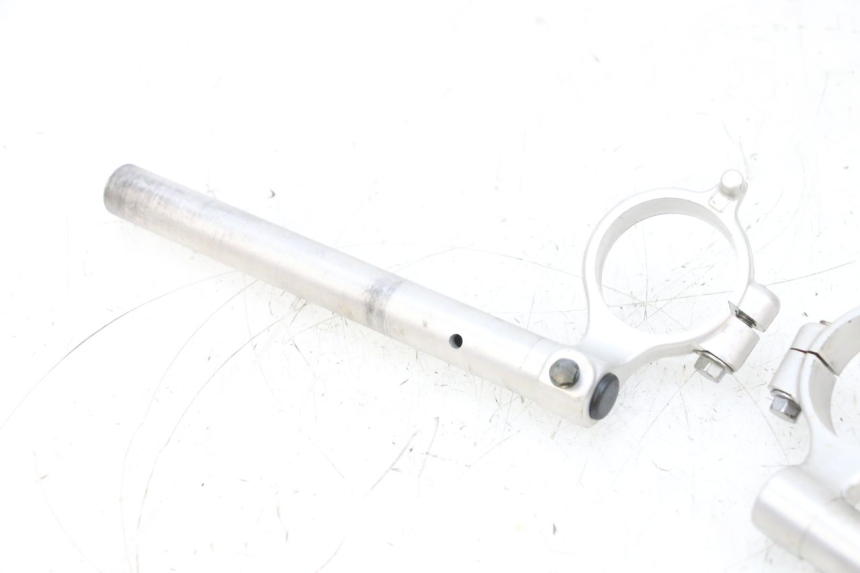 photo de KIEROWNICA SUZUKI GSXR GSX-R 1000 (2003 - 2004) - Stan powierzchni