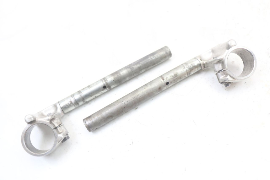 photo de KIEROWNICA HONDA CBR F 1000 (1993 - 1996) - Zbliżenie techniczne