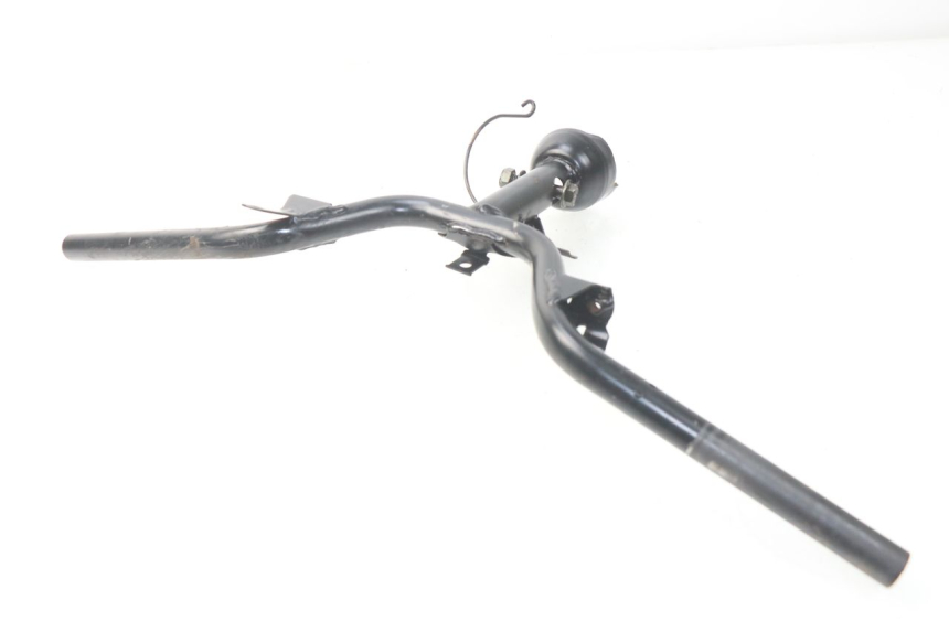 photo de KIEROWNICA PEUGEOT KISBEE 2T 50 (2010 - 2017) - Zoom stanu zużycia