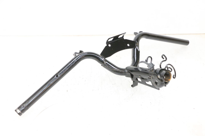 photo de KIEROWNICA YAMAHA NEO'S CORE 1 (2022 - 2026) - Zbliżenie techniczne