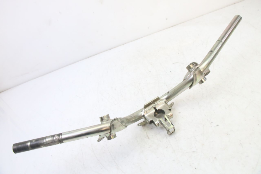 photo de KIEROWNICA APRILIA SR 2T 50 (2018 - 2022) - Inny kąt widzenia