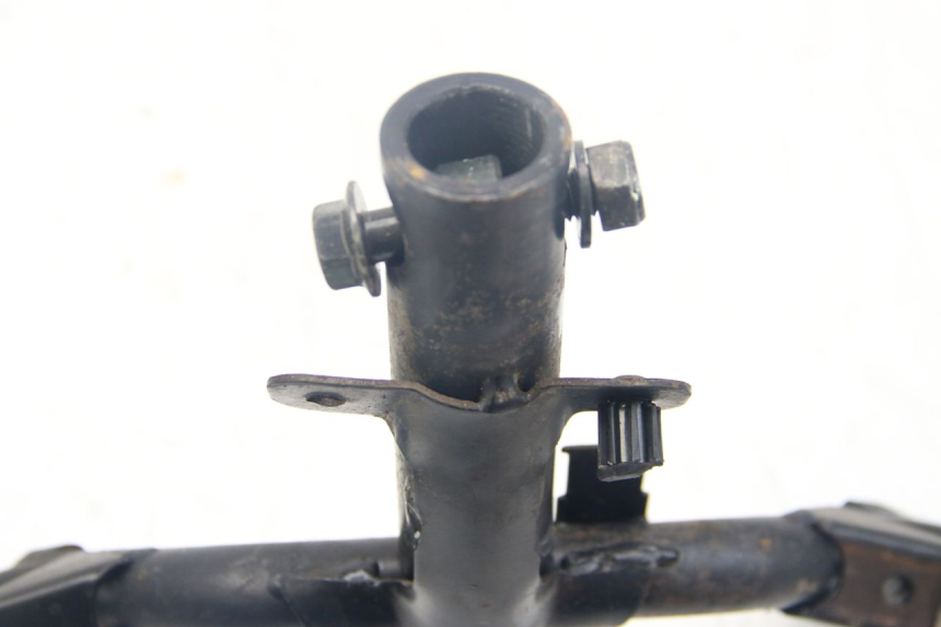 photo de KIEROWNICA PEUGEOT VIVACITY NEW 4T 50 (2008 - 2017) - Zoom stanu zużycia