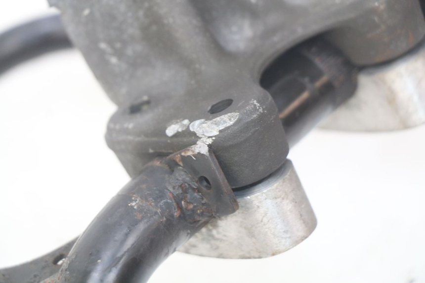 photo de KIEROWNICA YAMAHA XMAX X-MAX 125 (2006 - 2009) - Zoom stanu zużycia