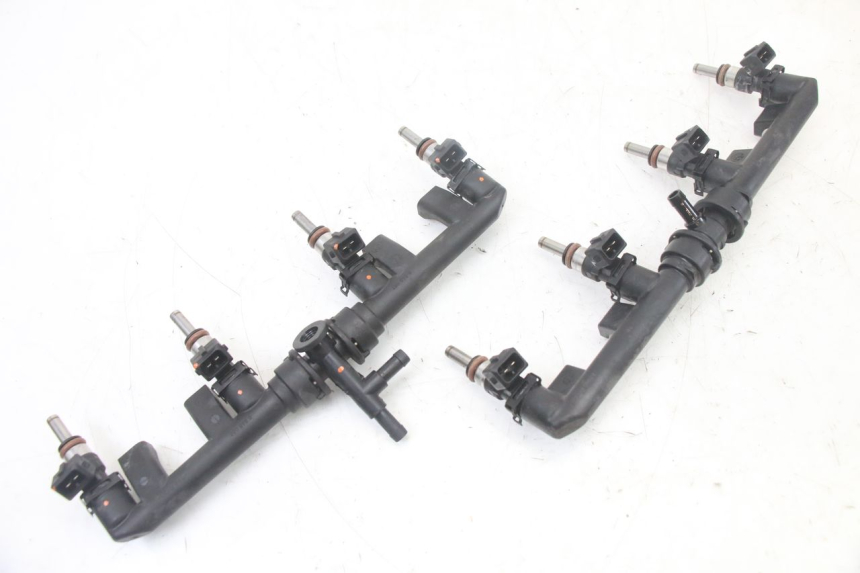 photo de WTRYSKIWACZ BMW S RR ABS S1000RR 1000 (2015 - 2018) - Zoom stanu zużycia