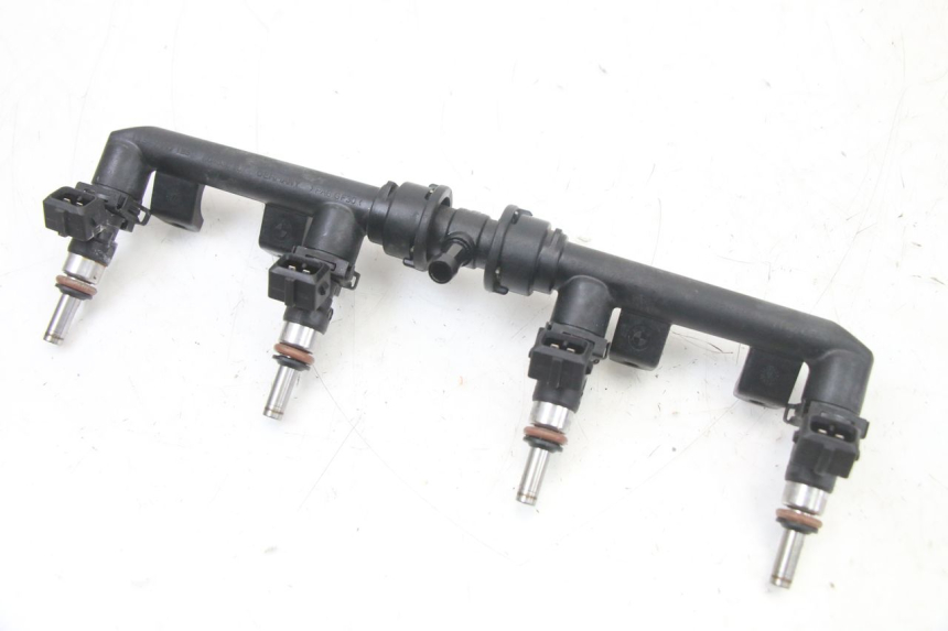 photo de WTRYSKIWACZ BMW S RR ABS S1000RR 1000 (2015 - 2018) - Inny kąt widzenia