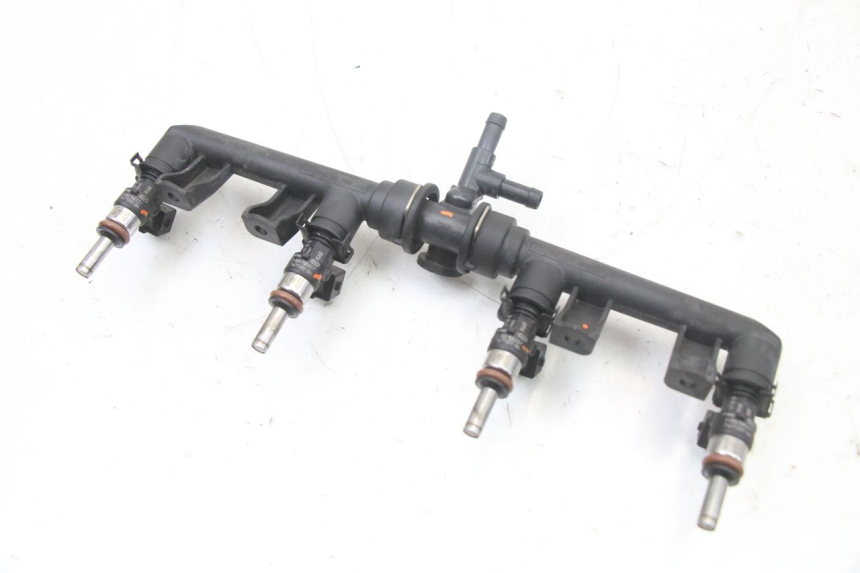 photo de WTRYSKIWACZ BMW S RR ABS S1000RR 1000 (2015 - 2018) - Widok ogólny