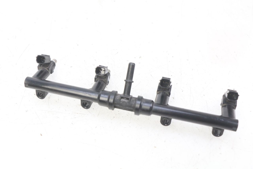 photo de WTRYSKIWACZ HONDA CB R 1000 (2018 - 2023) - Szczegóły charakterystyczne