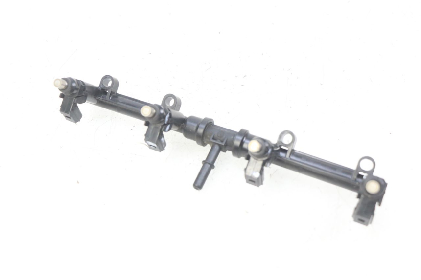 photo de WTRYSKIWACZ HONDA CB R 1000 (2018 - 2023) - Stan powierzchni