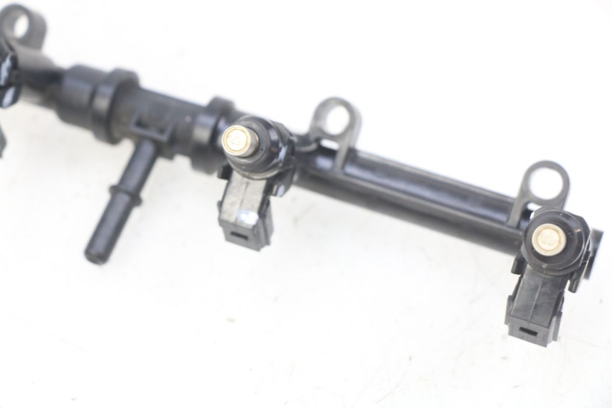 photo de WTRYSKIWACZ HONDA CB R 1000 (2018 - 2023) - Oznaczenia i referencje