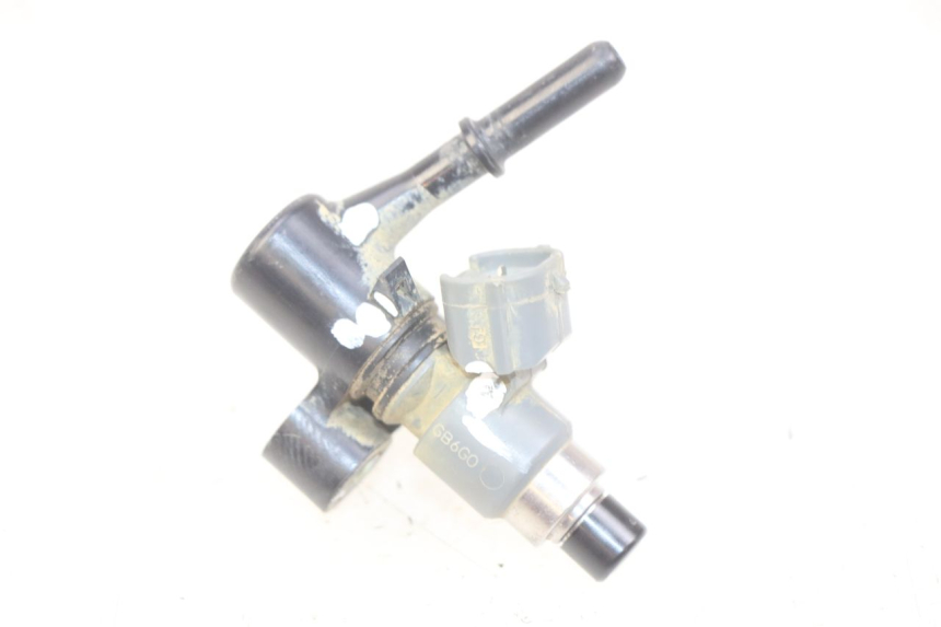 photo de WTRYSKIWACZ HONDA CRF CR-F RX 450 (2017 - 2021) - Inny kąt widzenia