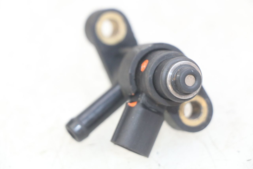 photo de WTRYSKIWACZ PEUGEOT DJANGO 4T 50 (2014 - 2019) - Zoom stanu zużycia