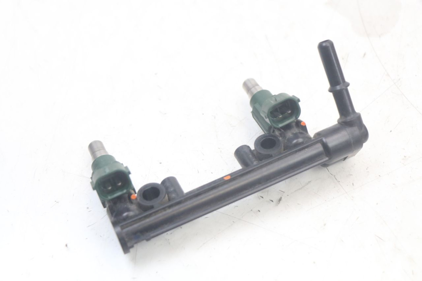 photo de WTRYSKIWACZ KAWASAKI ER-6 ER6 N 650 (2012 - 2016) - Zbliżenie techniczne