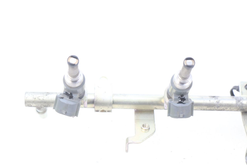 photo de WTRYSKIWACZ YAMAHA FJR ABS 1300 (2016 - 2020) - Szczegół części