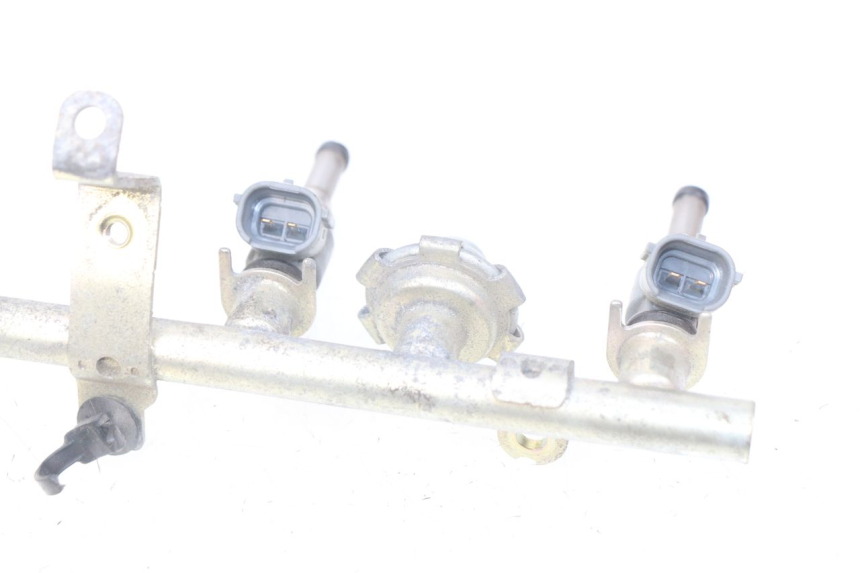 photo de WTRYSKIWACZ YAMAHA FJR ABS 1300 (2016 - 2020) - Stan powierzchni