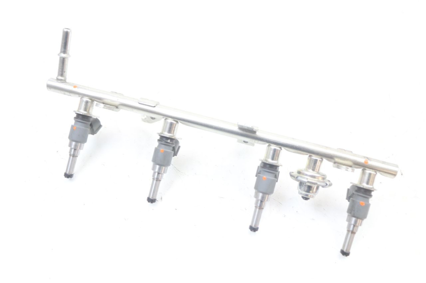 photo de WTRYSKIWACZ YAMAHA FJR ABS 1300 (2006 - 2012) - Inny kąt widzenia