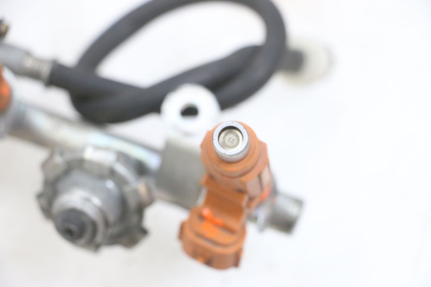 photo de WTRYSKIWACZ YAMAHA FJR ABS 1300 (2006 - 2012) - Zbliżenie techniczne