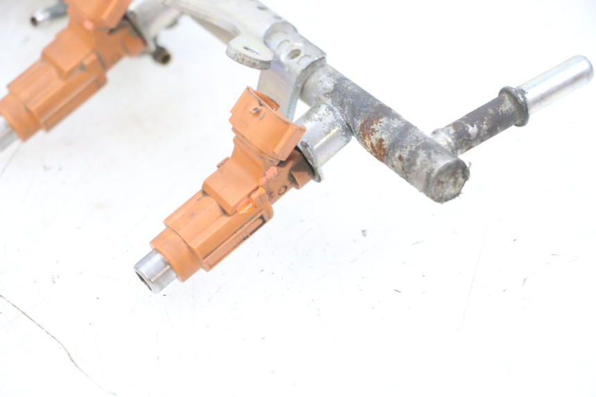 photo de WTRYSKIWACZ YAMAHA FJR ABS 1300 (2006 - 2012) - Punkty mocowania