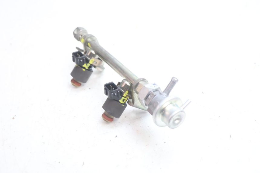 photo de Wtryskiwacz HONDA FJS SILVER WING SILVERWING 400 (2005 - 2008) - Szczegół części