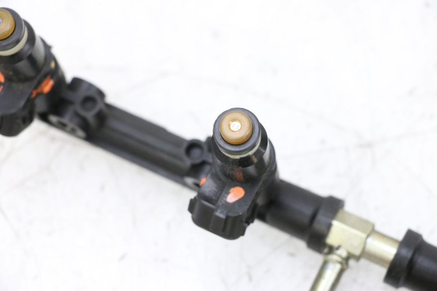 photo de WTRYSKIWACZ SUZUKI GSXR GSX-R 1000 (2003 - 2004) - Widok ogólny