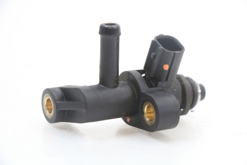 photo de WTRYSKIWACZ PEUGEOT KISBEE 4T 50 (2018 - 2022) - Inny kąt widzenia