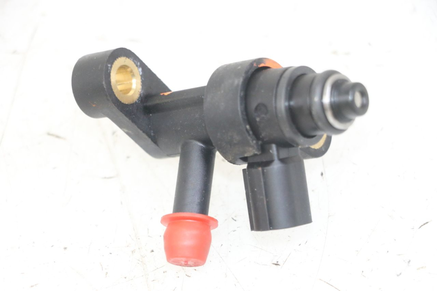 photo de WTRYSKIWACZ PEUGEOT KISBEE 4T 50 (2018 - 2022) - Inny kąt widzenia