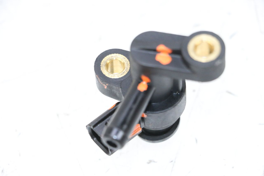 photo de WTRYSKIWACZ PEUGEOT KISBEE 4T 50 (2018 - 2022) - Inny kąt widzenia