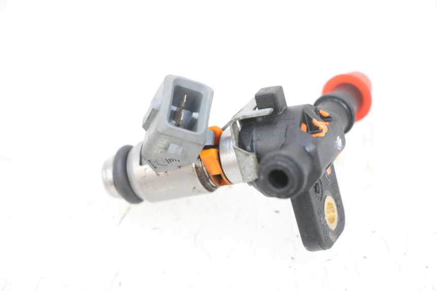 photo de WTRYSKIWACZ PIAGGIO MP3 RL 250 (2006 - 2010) - Zoom stanu zużycia