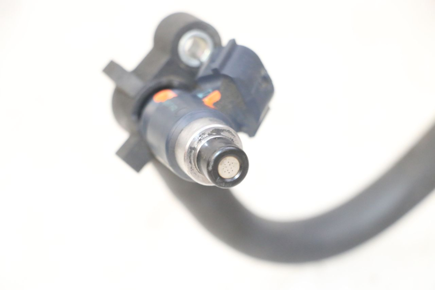 photo de WTRYSKIWACZ HONDA NTV DEAUVILLE ABS 700 (2007 - 2016) - Inny kąt widzenia