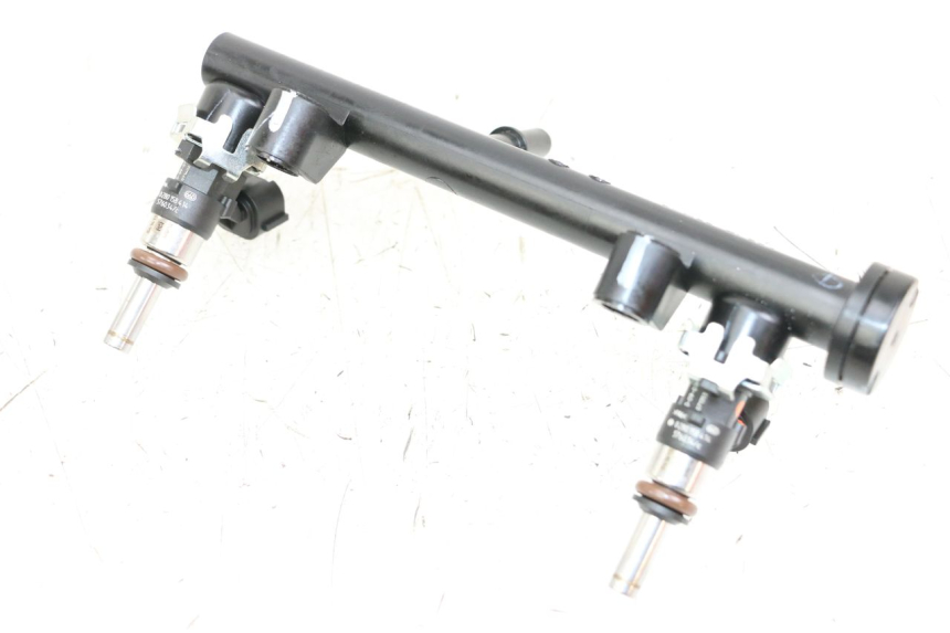 photo de WTRYSKIWACZ ROYAL ENFIELD CONTINENTAL GT 650 (2019 - 2024) - Widok główny