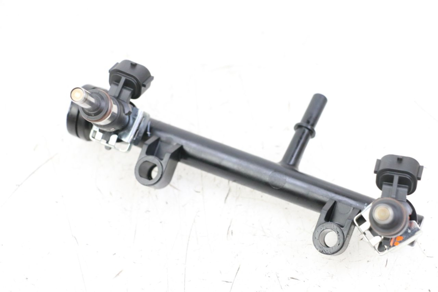 photo de WTRYSKIWACZ ROYAL ENFIELD CONTINENTAL GT 650 (2019 - 2024) - Szczegół części