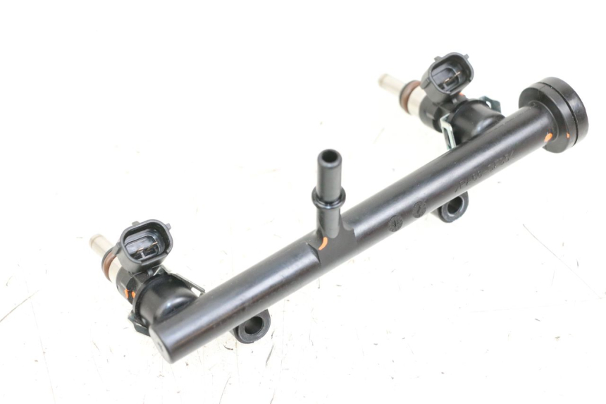 photo de WTRYSKIWACZ ROYAL ENFIELD CONTINENTAL GT 650 (2019 - 2024) - Stan powierzchni