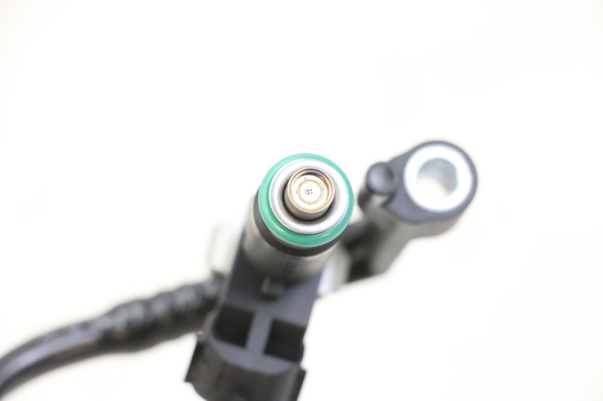 photo de WTRYSKIWACZ ROYAL ENFIELD SCRAM 411 (2022 - 2024) - Szczegół części