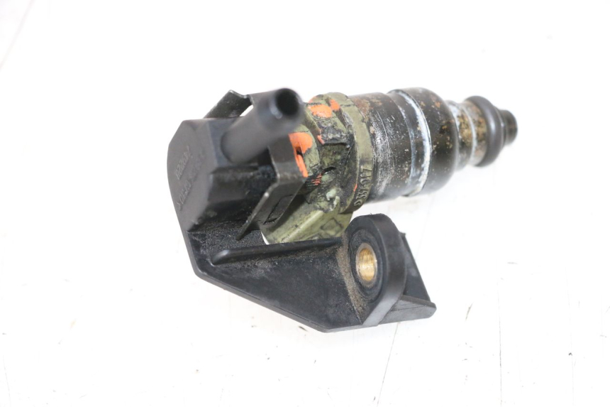 photo de Wtryskiwacz PEUGEOT SATELIS COMPRESSOR K15 125 (2006 - 2009) - Szczegół części